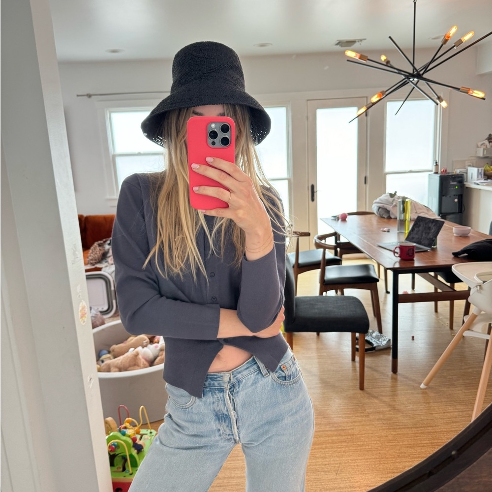 Janessa Leone Felix bucket hat
